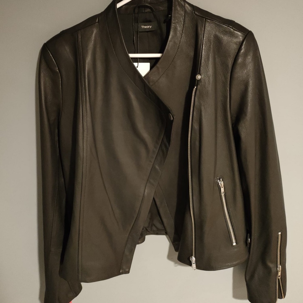 Theory Phelan R New Grain Leather Jacket (Black)